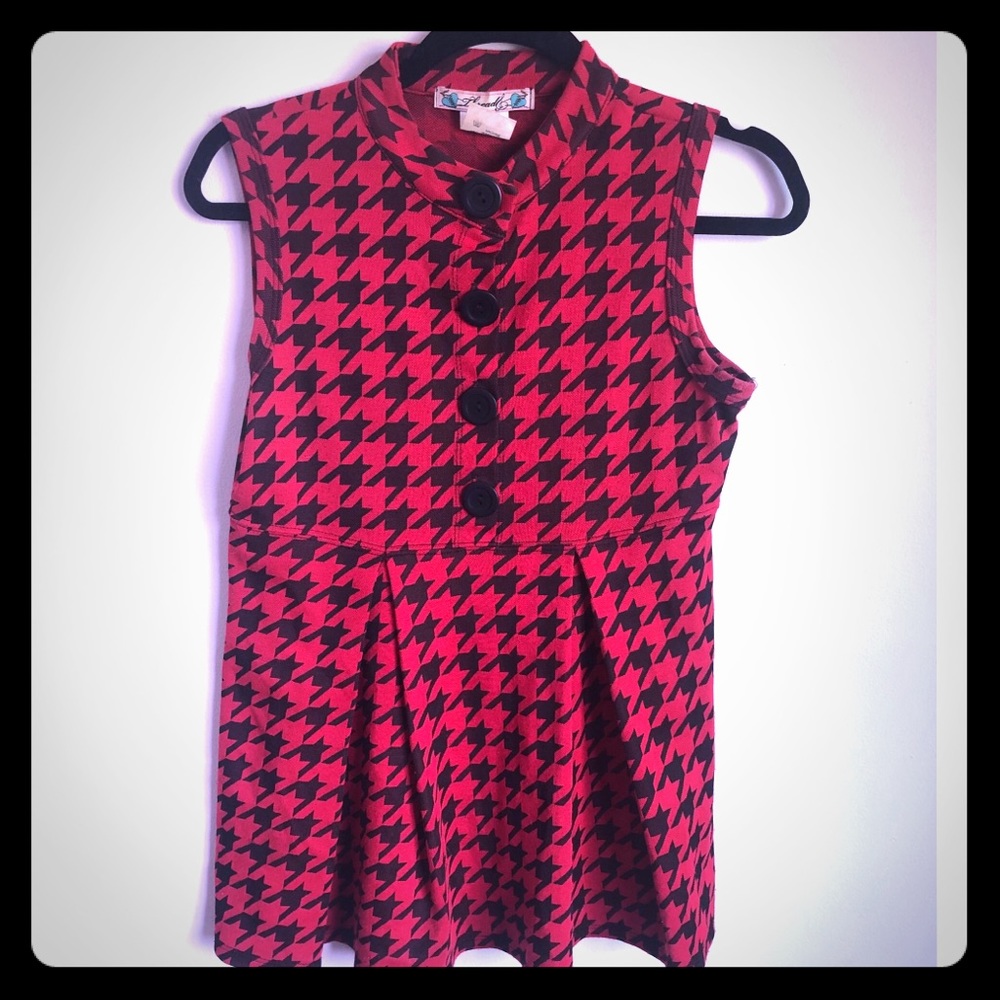Red & black houndstooth top